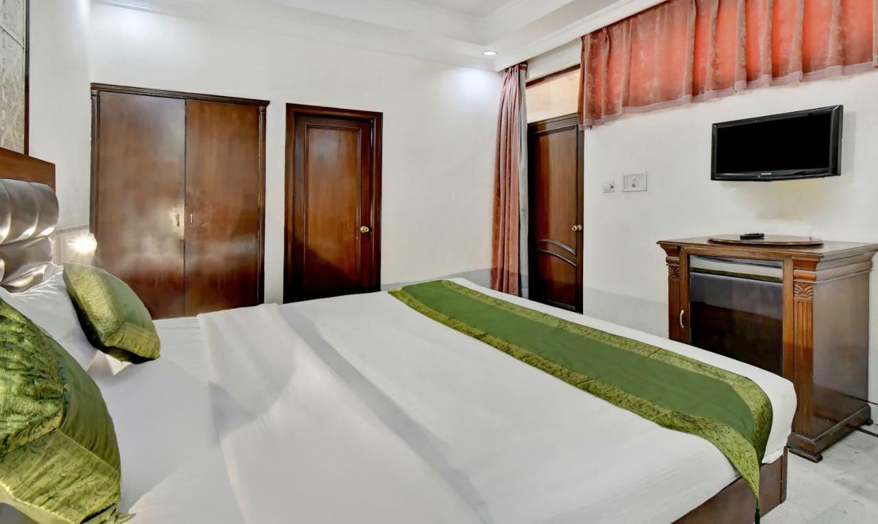 Treebo Trend Corporate Inn Chandīgarh Екстериор снимка