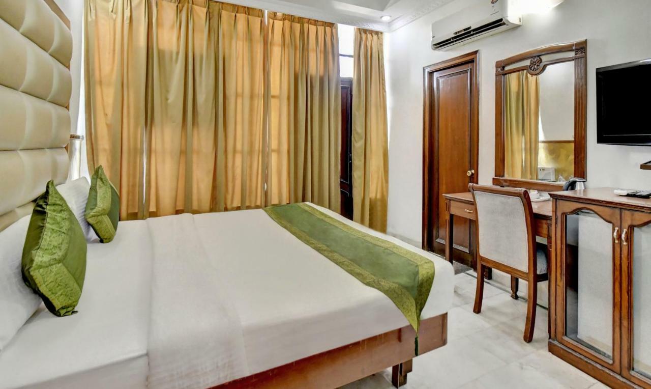 Treebo Trend Corporate Inn Chandīgarh Екстериор снимка