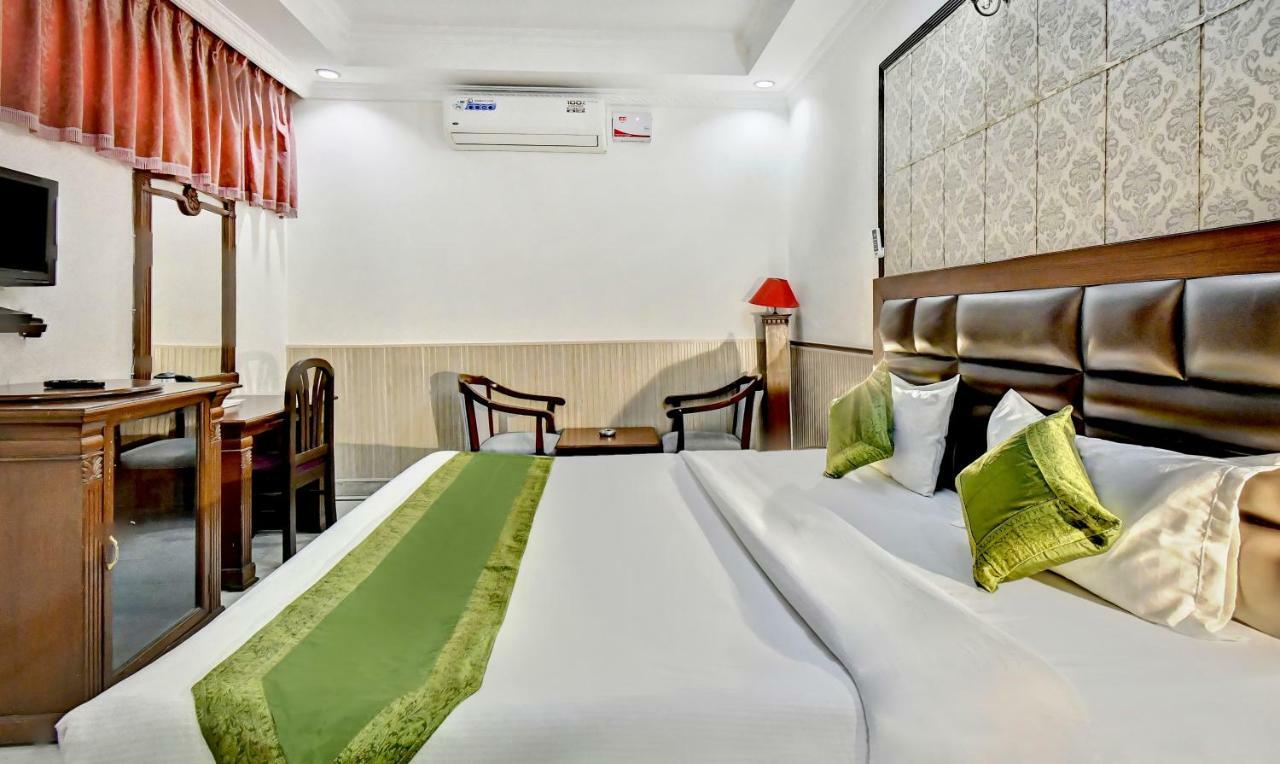 Treebo Trend Corporate Inn Chandīgarh Екстериор снимка