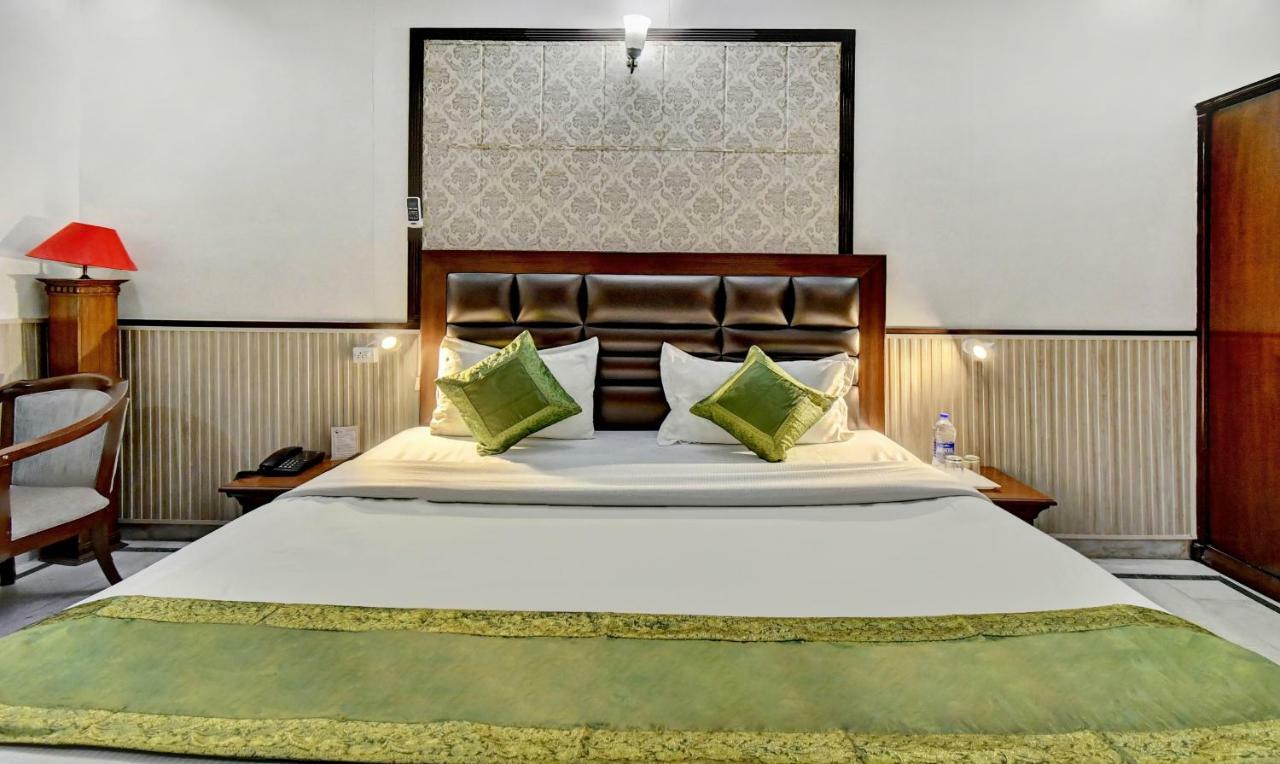 Treebo Trend Corporate Inn Chandīgarh Екстериор снимка
